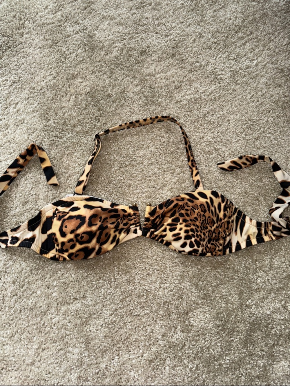 VENUS cheetah Print Bikini Top in Brown, Tan & Black
